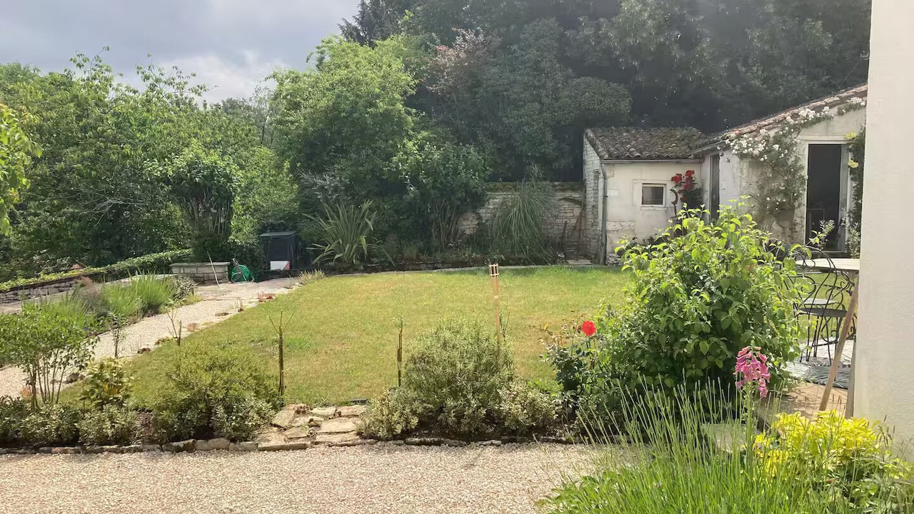 Photo of Outdoor in Mansle