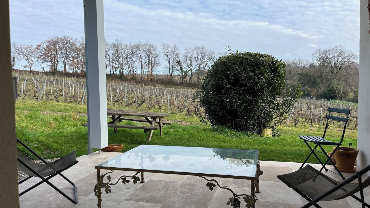Photo of Outdoor in Rions