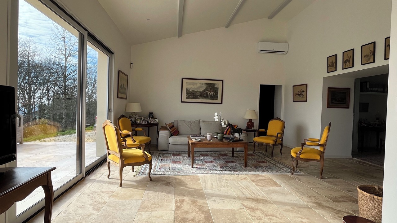 Photo of Livingroom in Rions