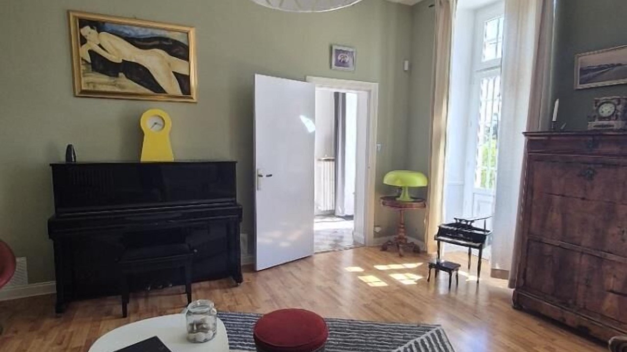 Photo of Livingroom in Tonnay-Charente
