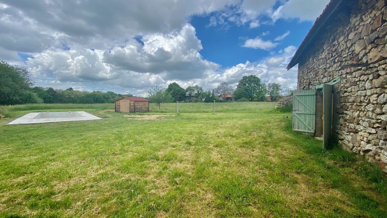Photo of Outdoor in Cause-de-Clerans