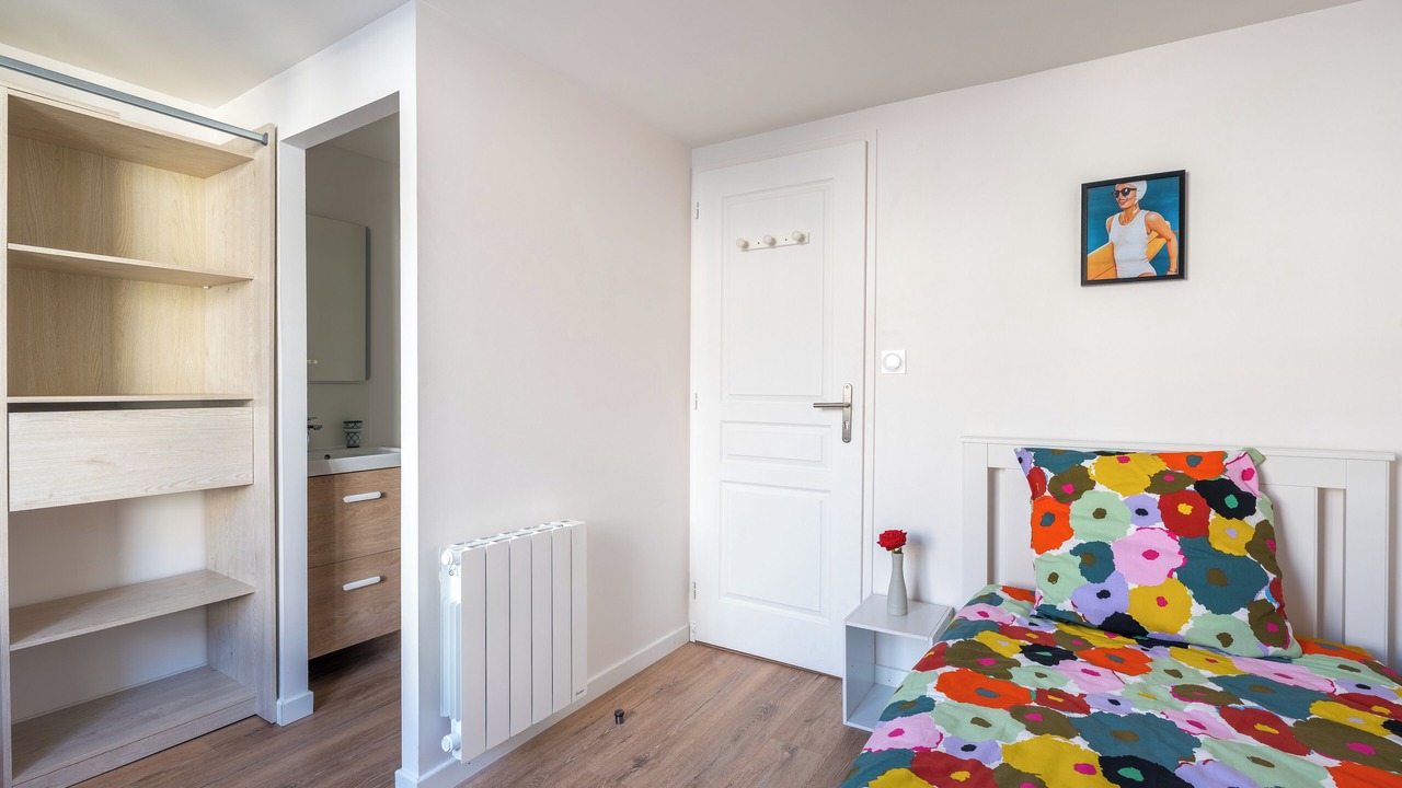 Photo of Bedroom in North district