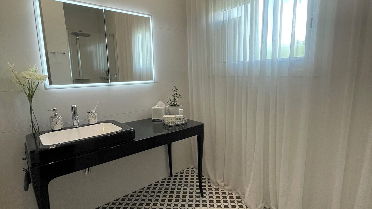 Photo of Bathroom in Bayonne