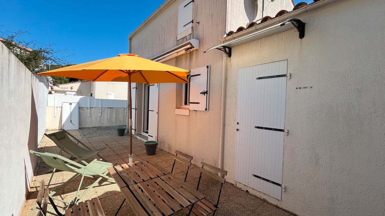 Photo of Outdoor in Domino