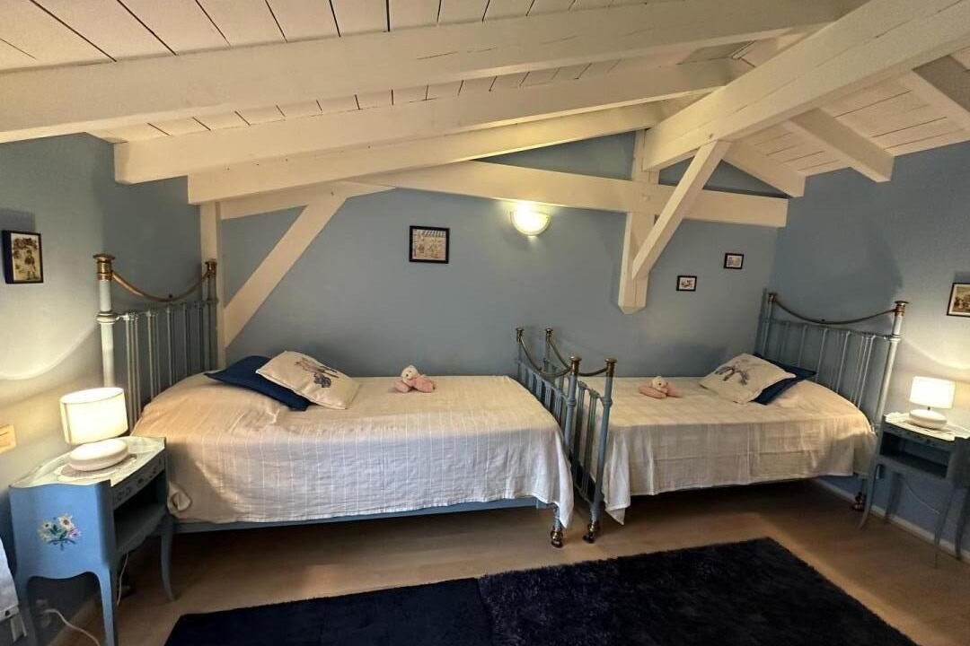 Photo of Bedroom in Mano