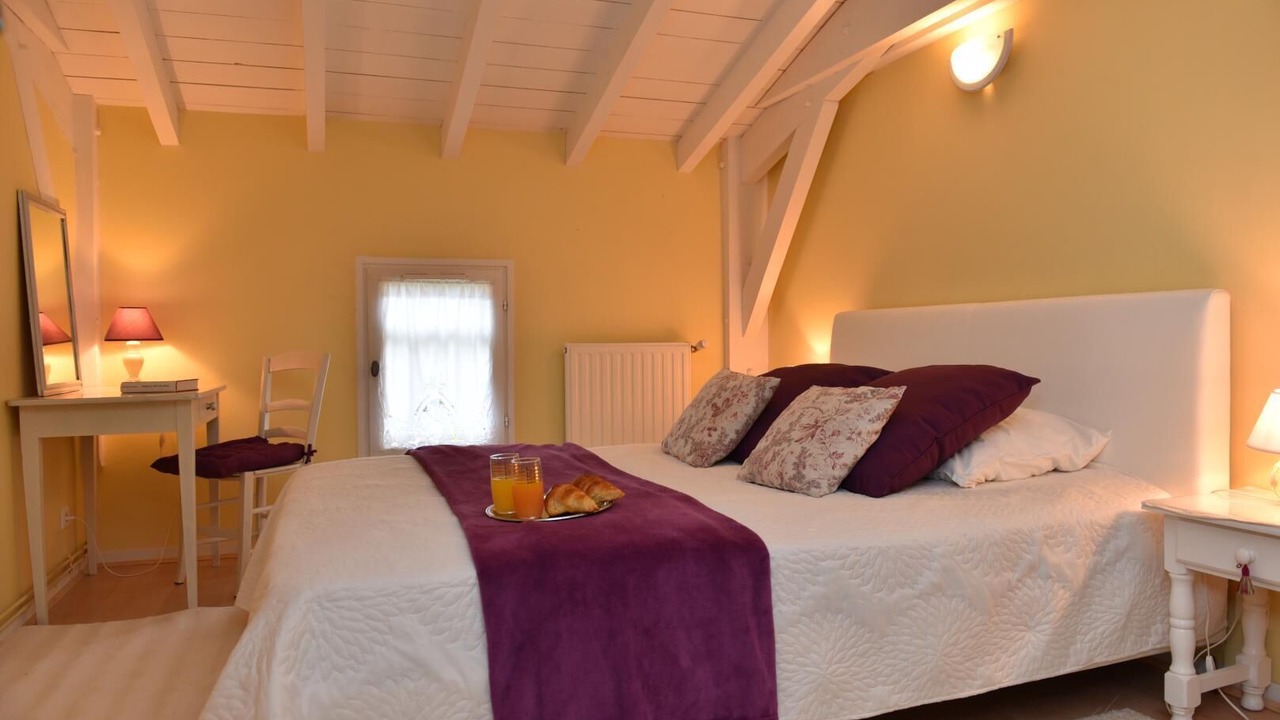 Photo of Bedroom in Mano