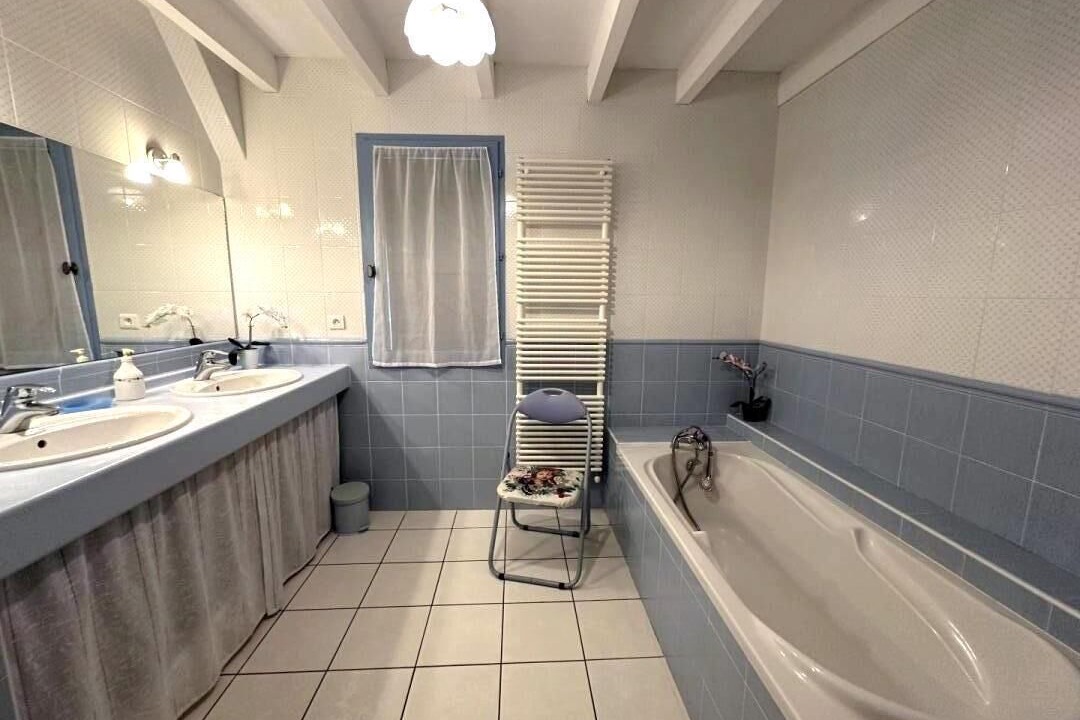 Photo of Bathroom in Mano