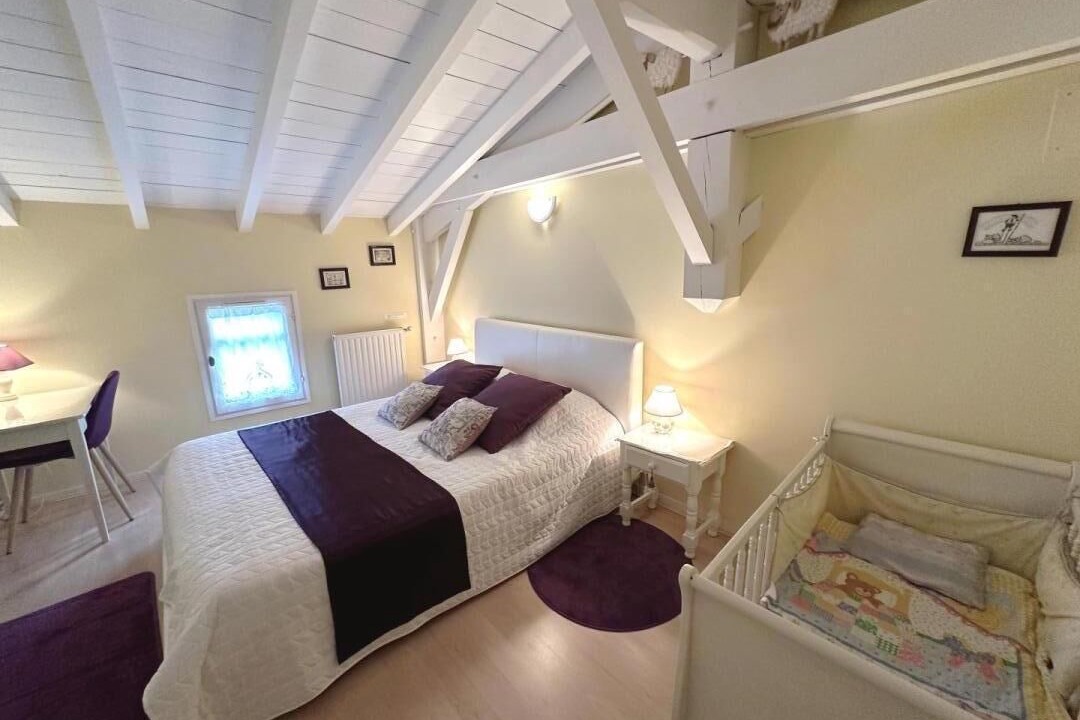 Photo of Bedroom in Mano