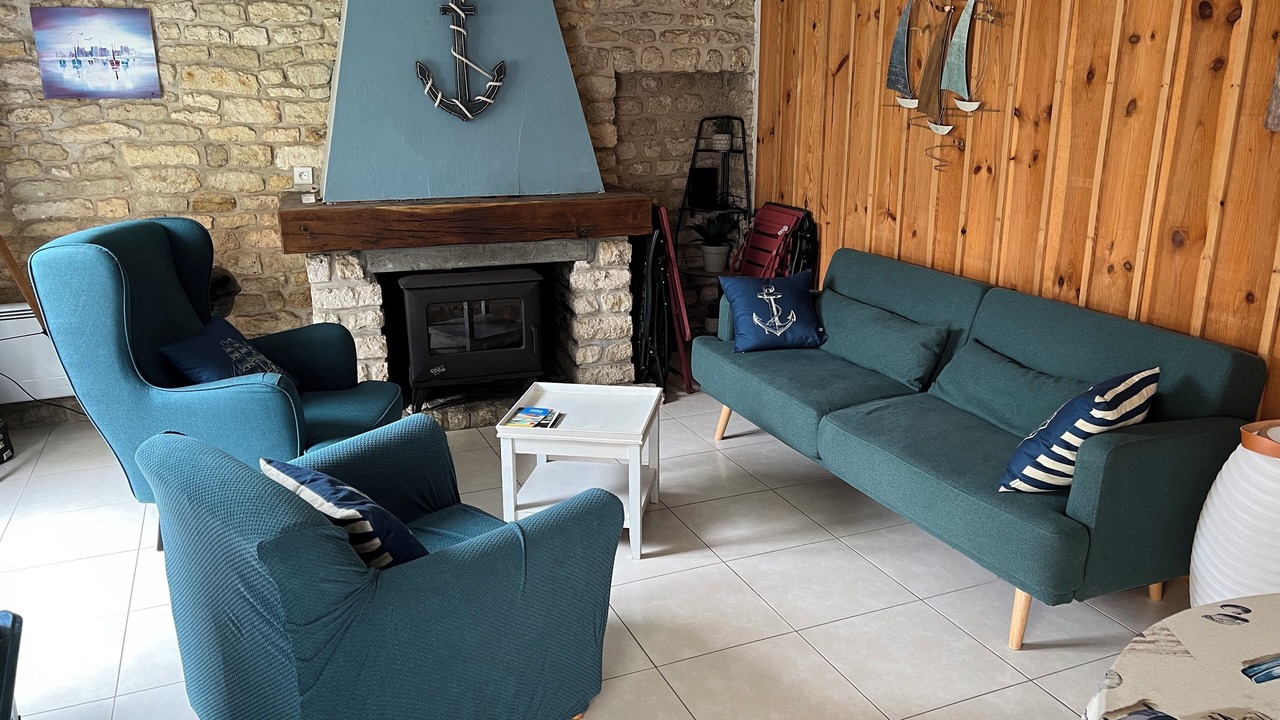 Photo of Livingroom in L'Echardiere