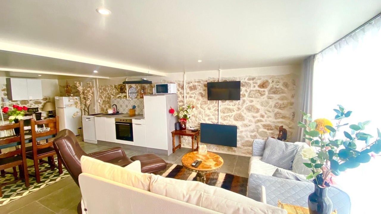 Photo of Livingroom in Tabanac