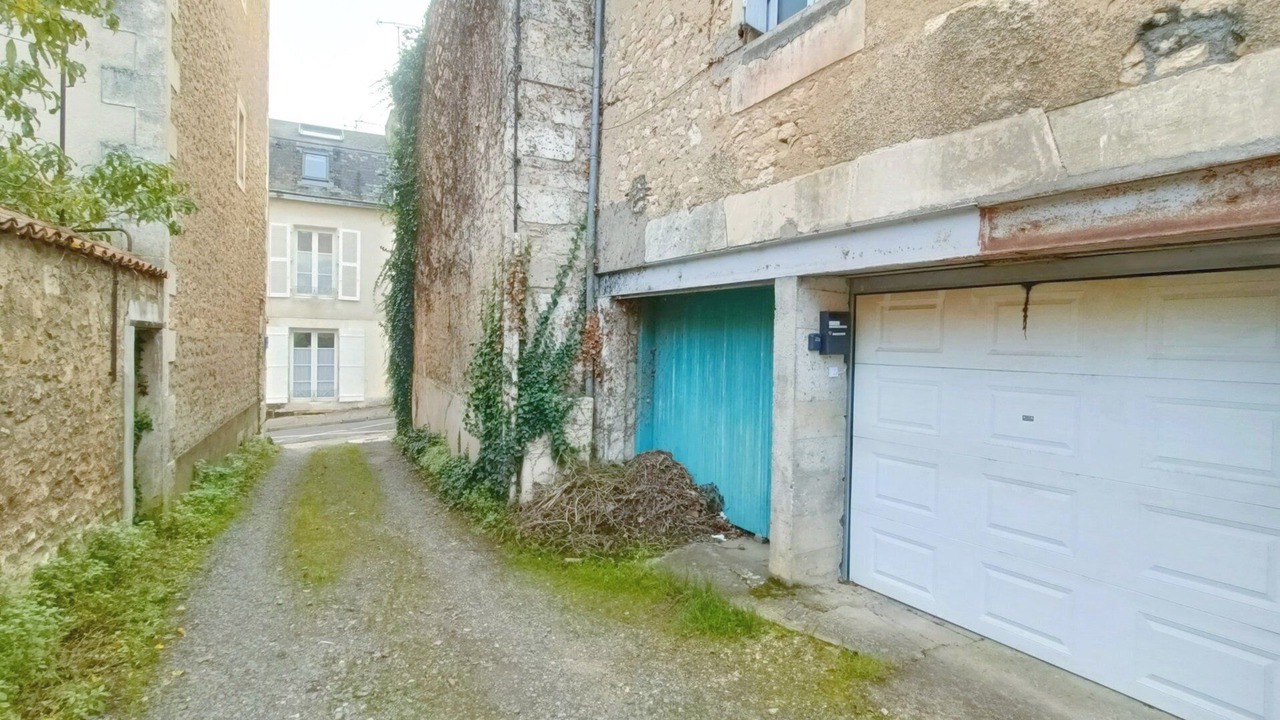 Photo of Outdoor in Les 3 Cites
