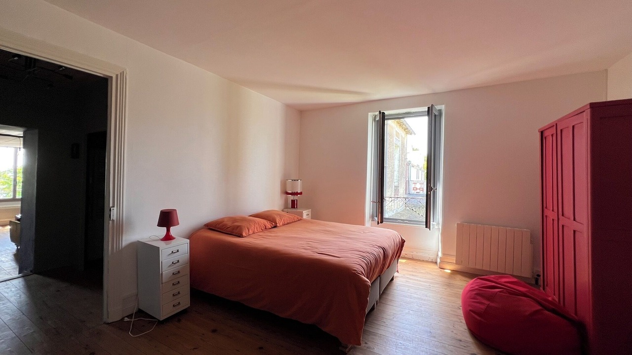 Photo of Bedroom in Mortagne-sur-Gironde