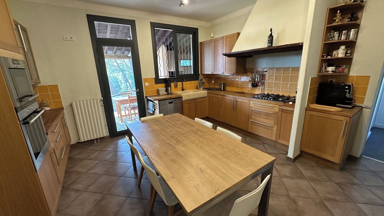 Photo of Kitchen in Eyguieres