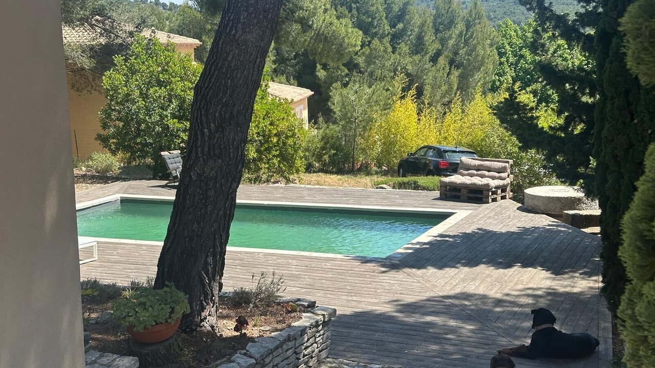 Photo of Outdoor in Eyguieres