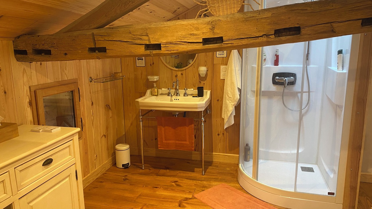 Photo of Bathroom in Cazalis