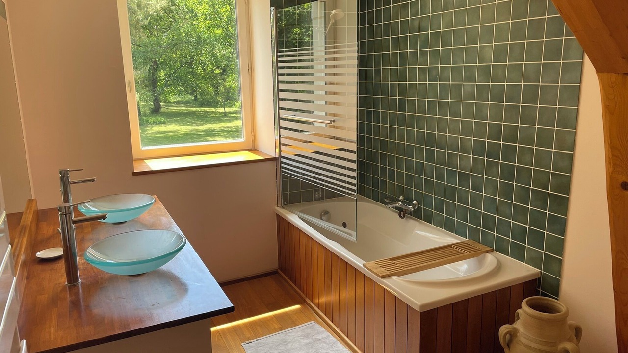 Photo of Bathroom in Saint-Gervais-les-Trois-Clochers