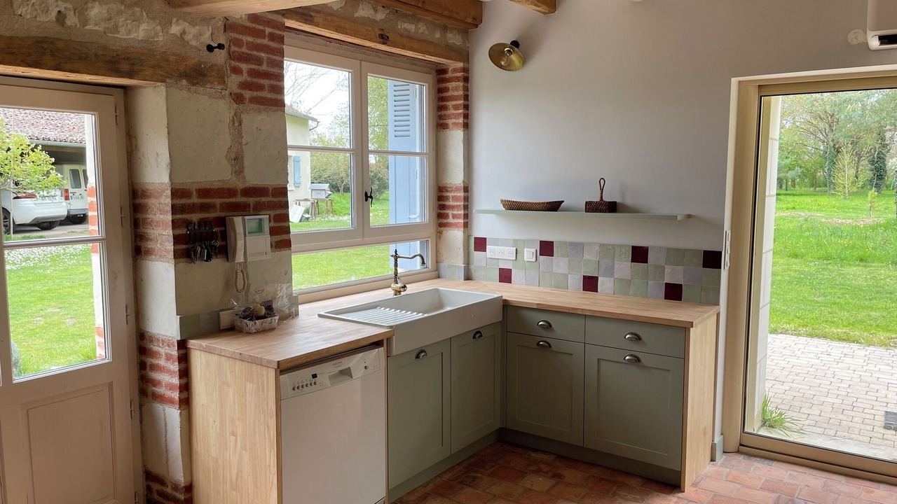 Photo of Kitchen in Saint-Gervais-les-Trois-Clochers
