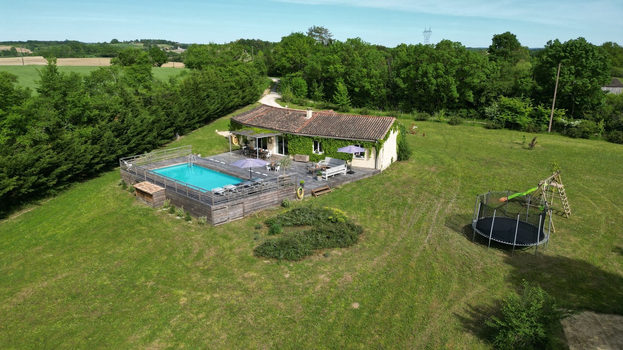 Photo of Outdoor in Sainte-Radegonde