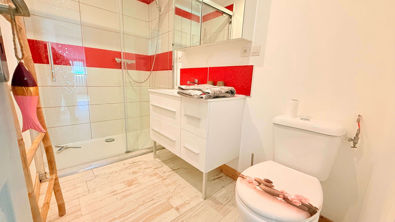 Photo of Bathroom in L'Echardiere