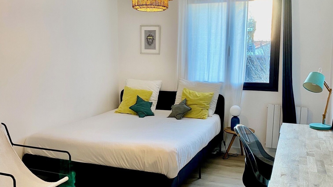 Photo of Bedroom in Saint-Vincent-de-Tyrosse