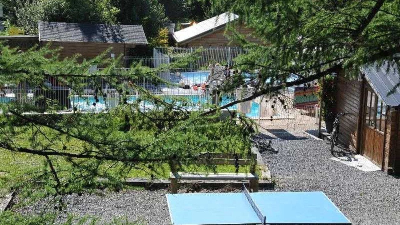 Photo of Outdoor in Louvie Juzon