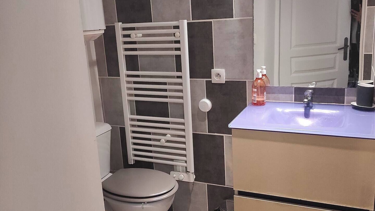 Photo of Bathroom in Langon