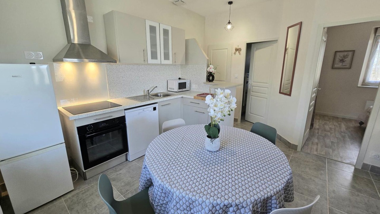 Photo of Kitchen in Genis