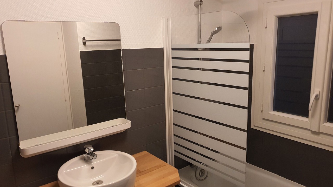 Photo of Bathroom in Casteljaloux