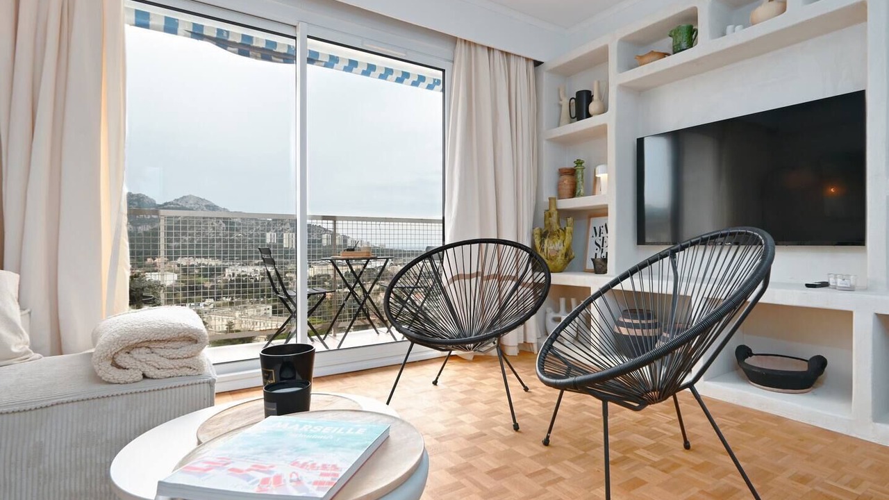 Photo of Livingroom in Mazargues