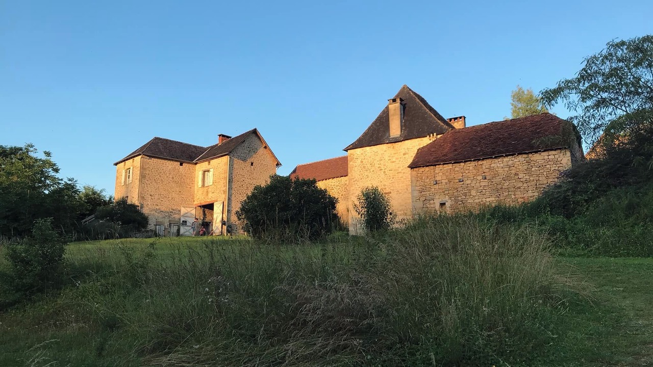 Photo of Outdoor in Ayen