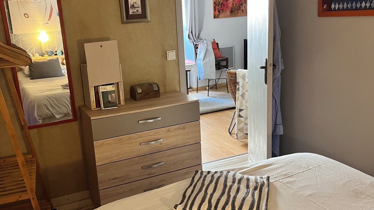 Photo of Bedroom in Saint-Julien-de-Lampon