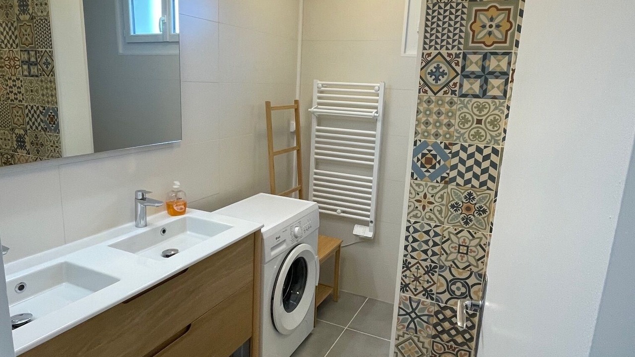 Photo of Bathroom in La Souterraine