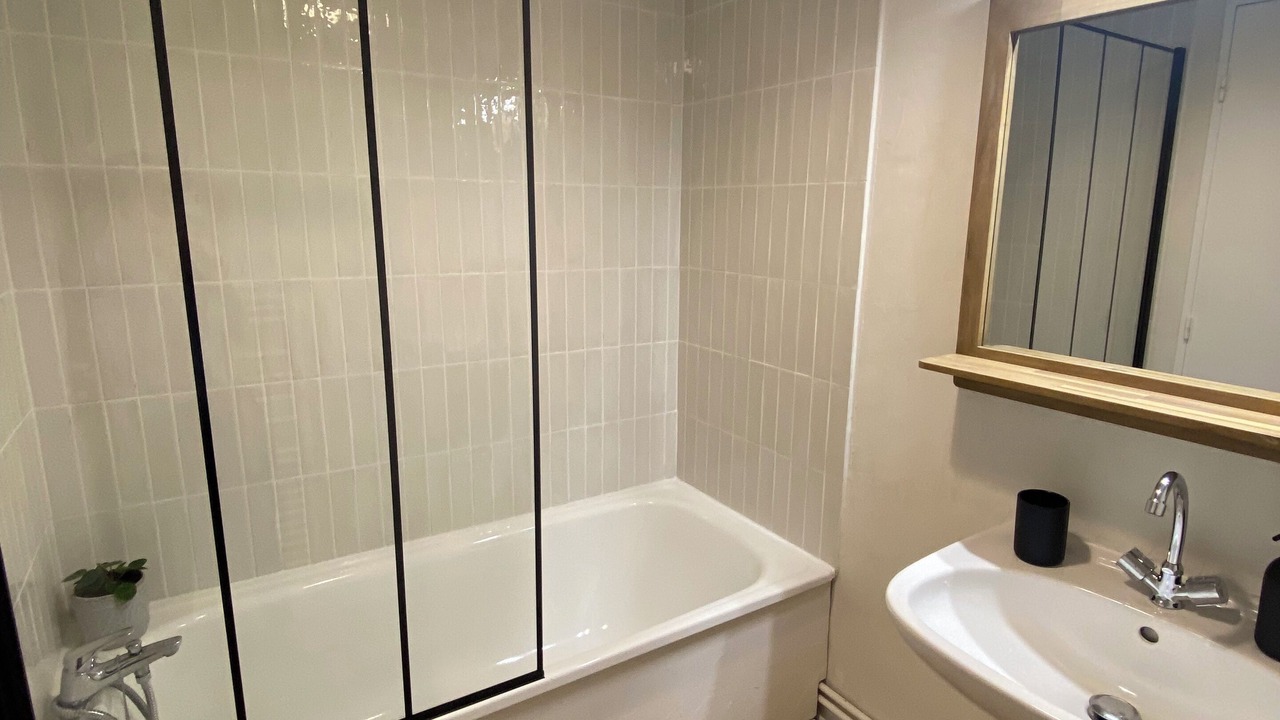 Photo of Bathroom in Saint-Medard-en-Jalles