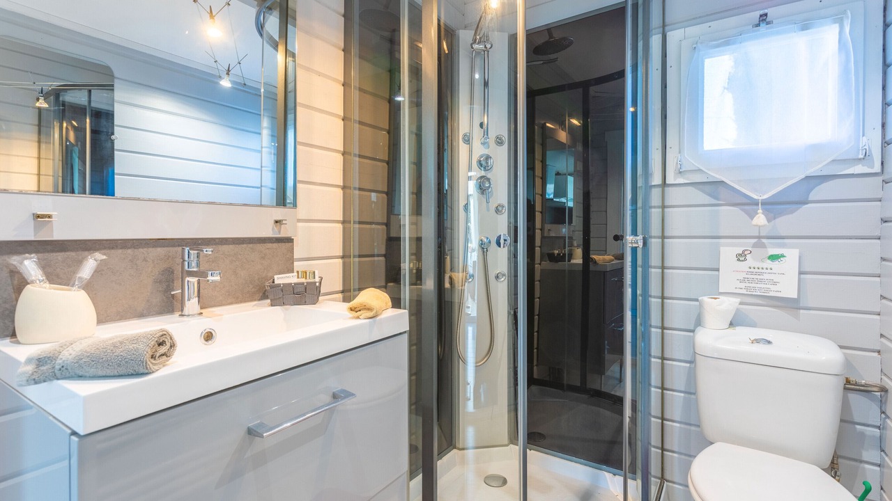 Photo of Bathroom in Les Adrets-de-l'Esterel