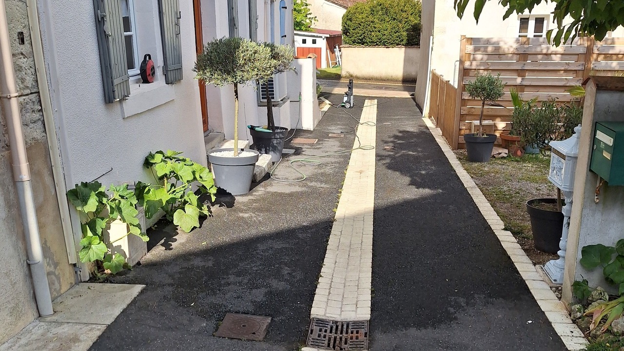 Photo of Outdoor in Saint-Romain