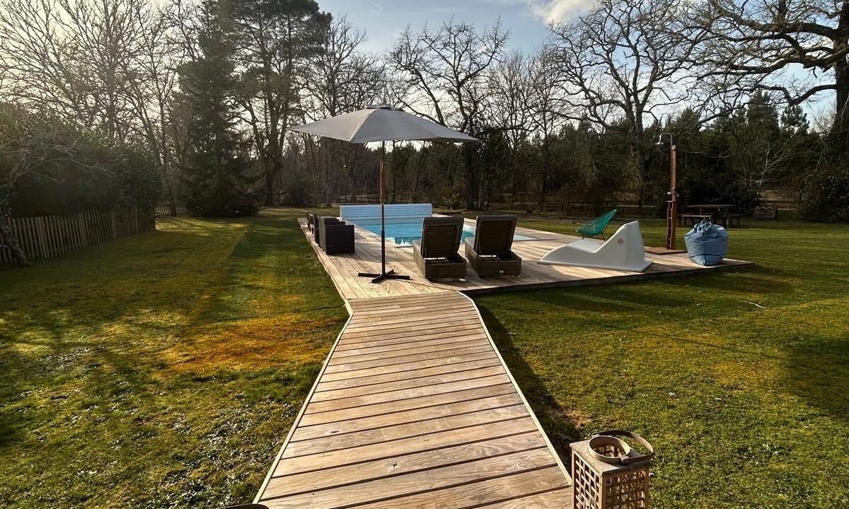 Photo of Patio Balcony in Argelouse
