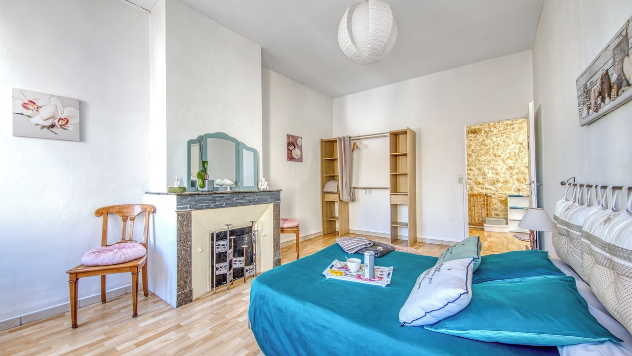 Photo of Bedroom in Lesparre-Medoc