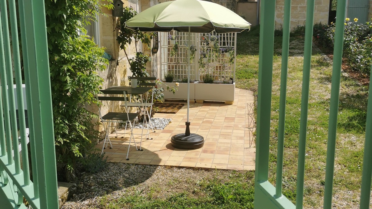 Photo of Outdoor in Sainte-Terre