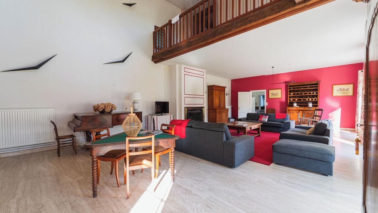 Photo of Livingroom in Bonneuil-Matours