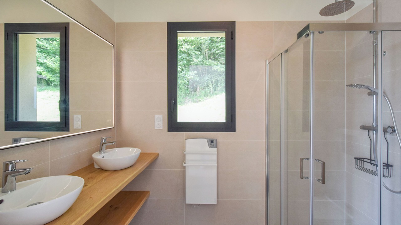 Photo of Bathroom in Saint-Medard-d'Excideuil