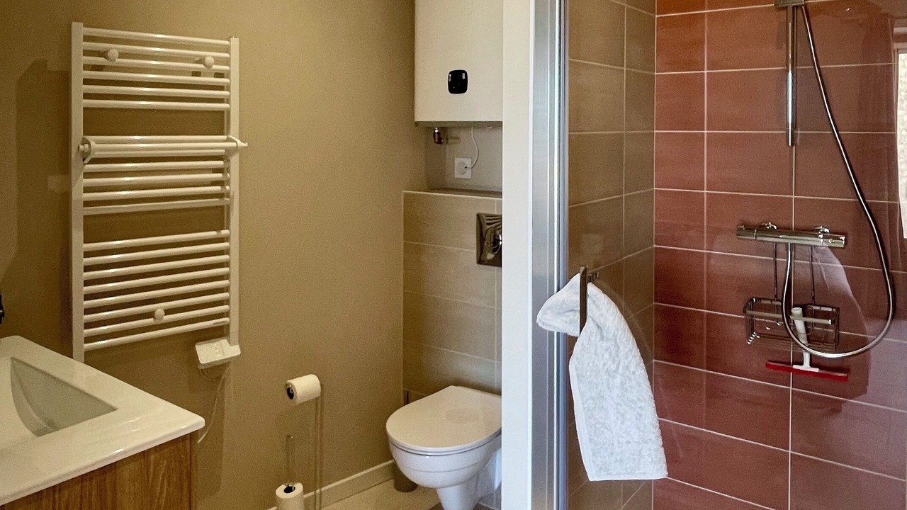 Photo of Bathroom in Angliers