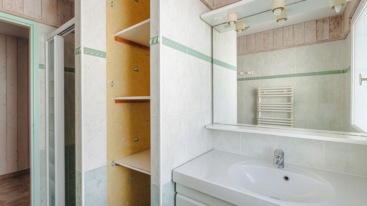Photo of Bathroom in Le Bois-Plage-en-Re