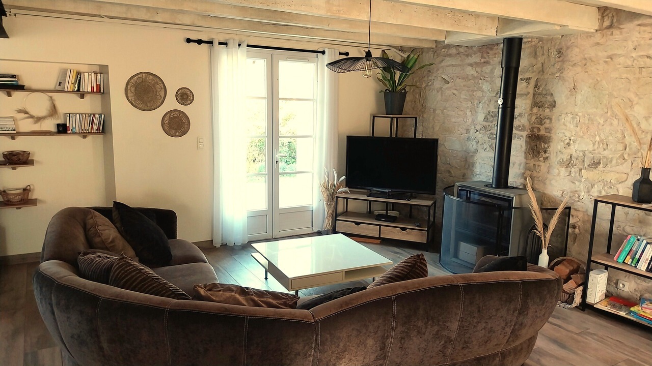 Photo of Livingroom in Verines