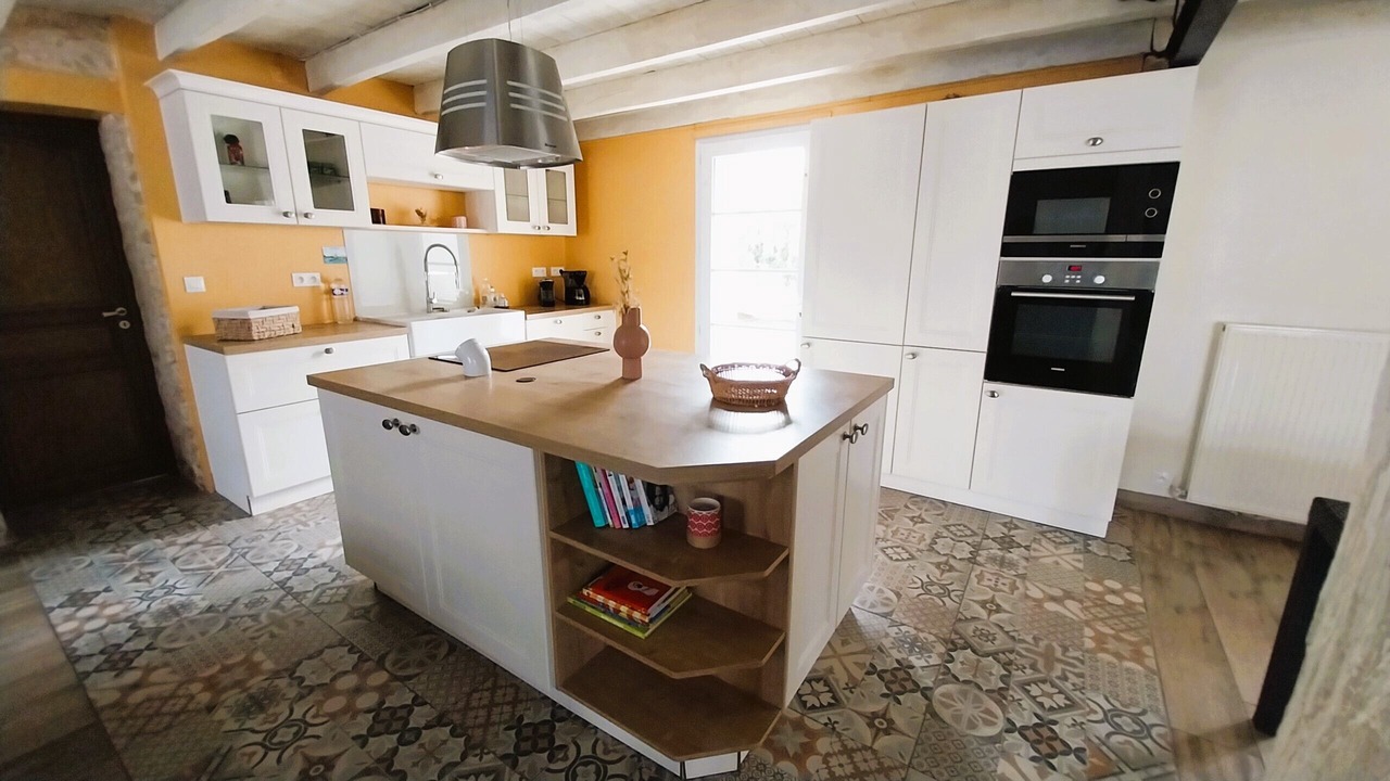 Photo of Kitchen in Verines