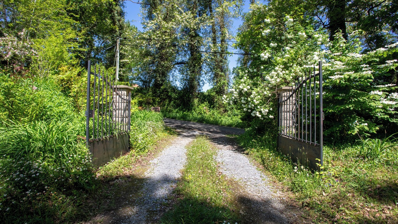 Photo of Outdoor in Habas