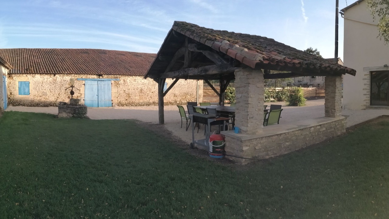 Photo of Outdoor in Chalandray