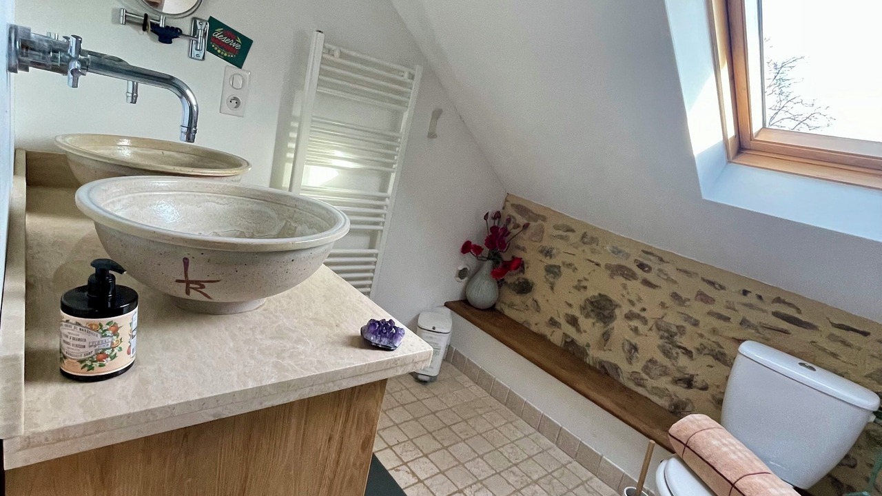 Photo of Bathroom in Saint-Sulpice-d'Excideuil