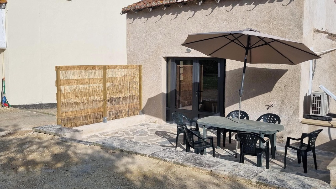 Photo of Outdoor in Chalandray