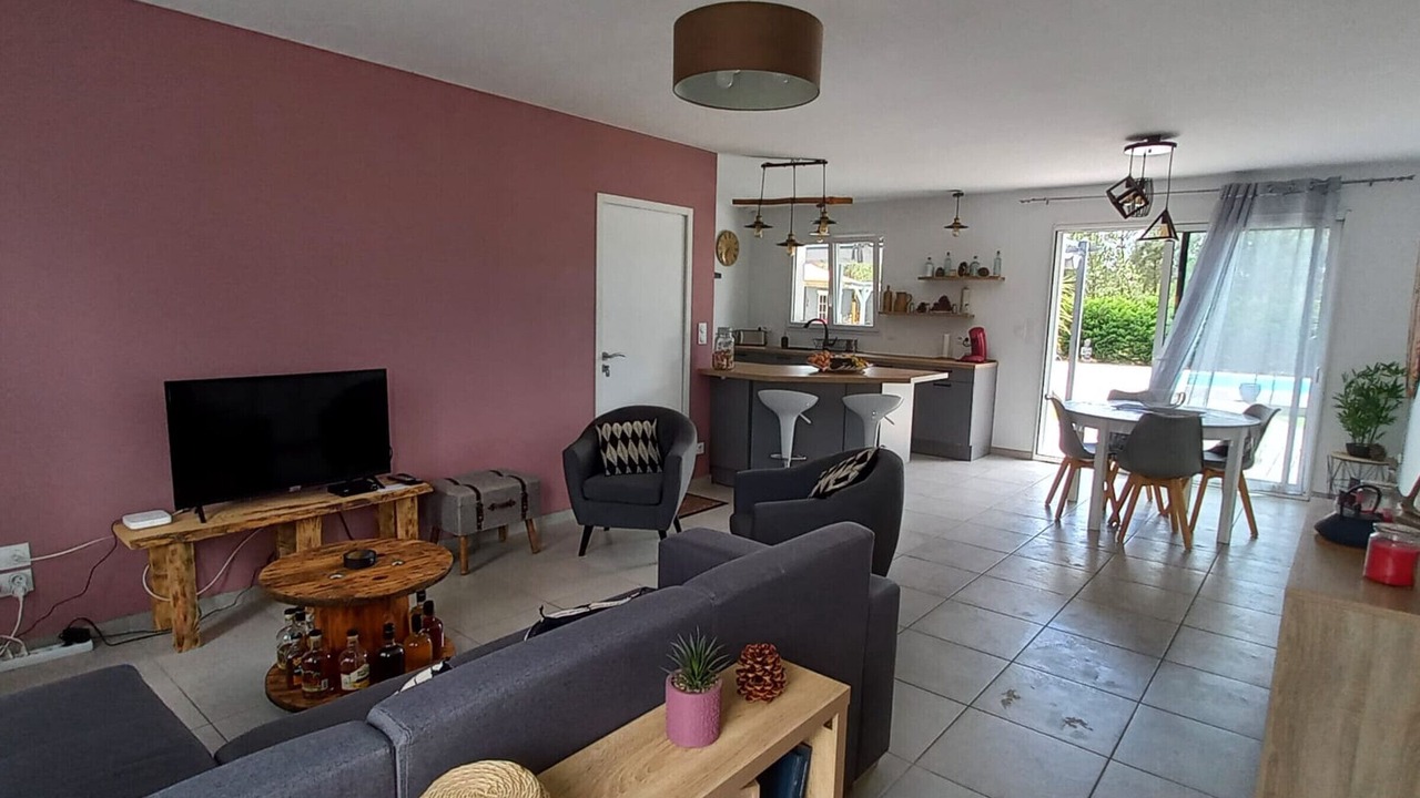 Photo of Livingroom in Escource