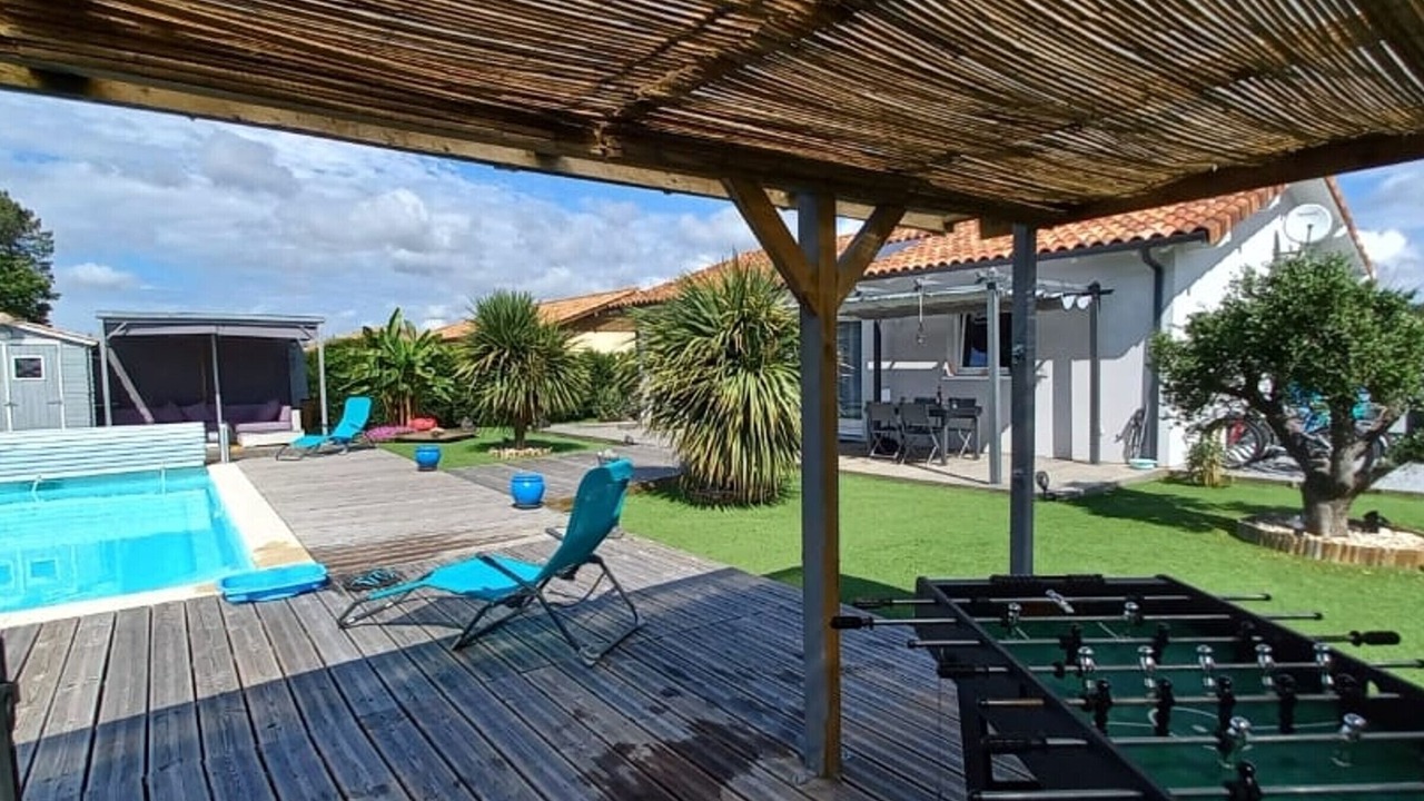Photo of Patio Balcony in Escource